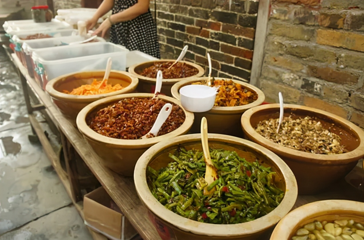 35种黑名单的发胖食物！烧烤、奶茶在列，戒掉就能瘦！