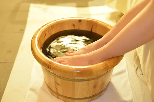 冬天这样泡脚，让你更加健康