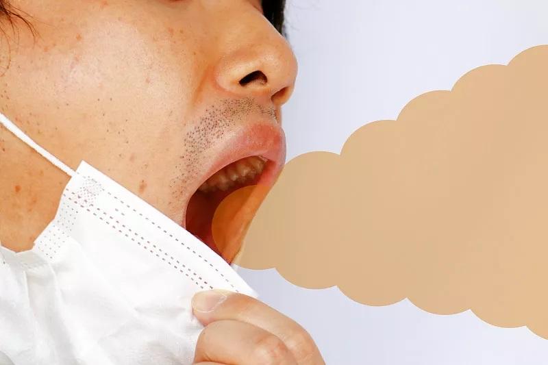牙缝里的牙结石，怎么清除干净？