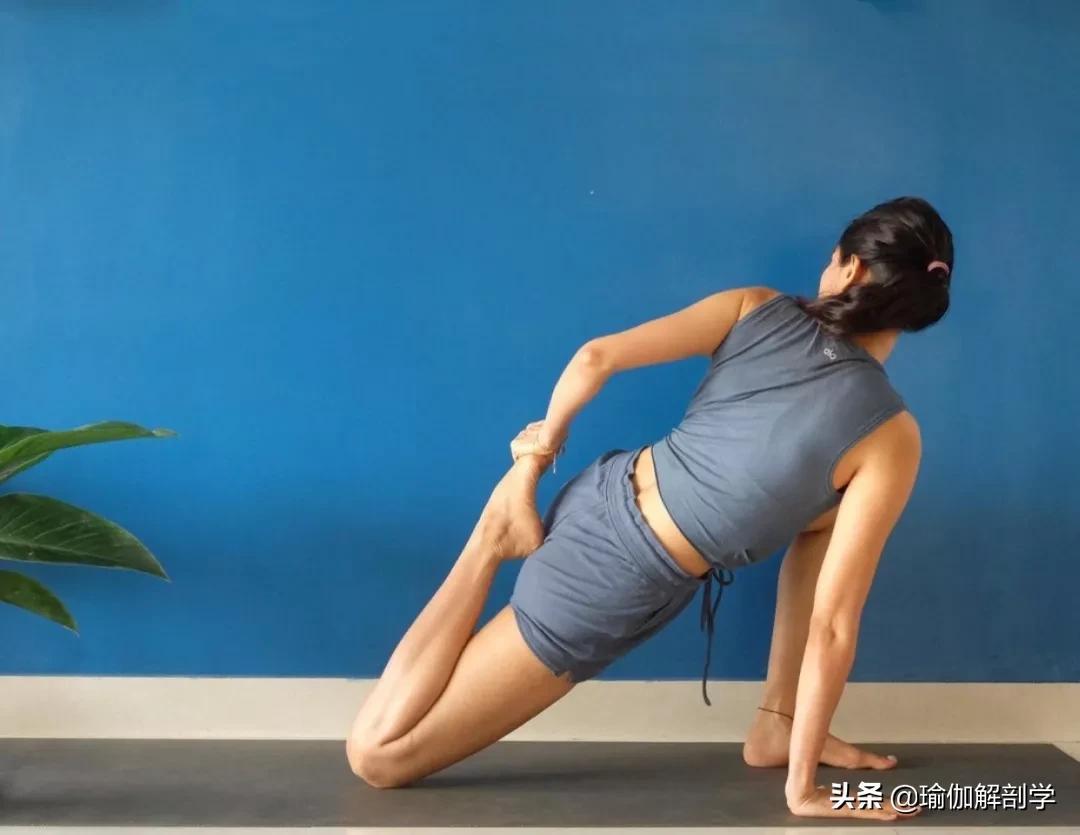 简单有效的9个瑜伽瘦腿动作，让你瘦大腿细小腿