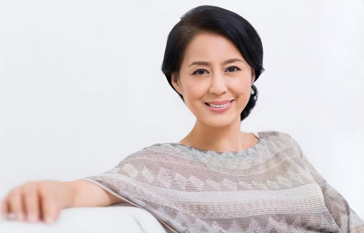 50岁的女人体重多少斤为好?(女人50岁的体重标准)