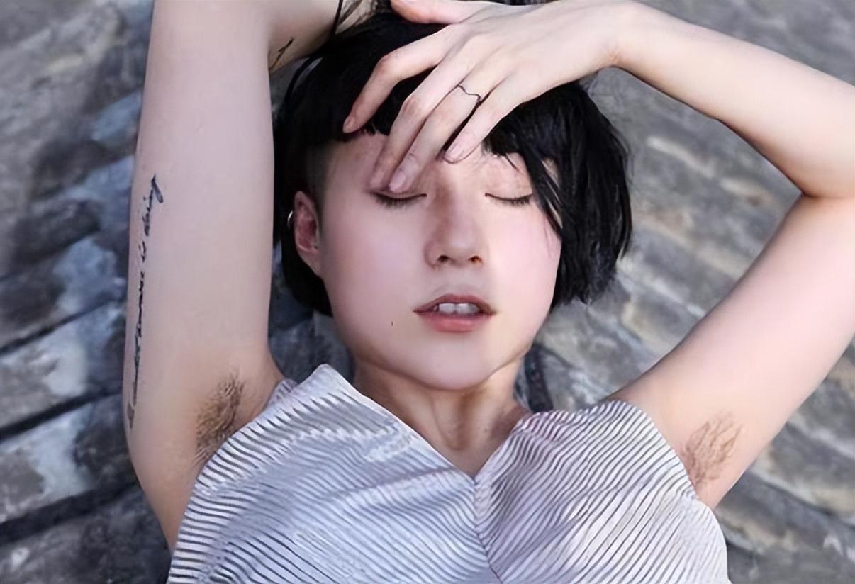 女性这四处毛发旺盛，会获得哪些好处呢？