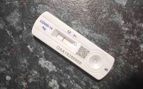阳性转阴后，多久能正常和人接触？“阳”过后，还用防护吗？
